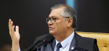 Dino afirma que há 'óbvio excesso' em pedidos de impeachment contra ministros do STF