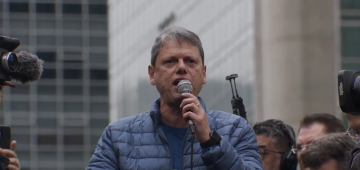 Tarcísio cancela ida a Brasília para tratar de anistia