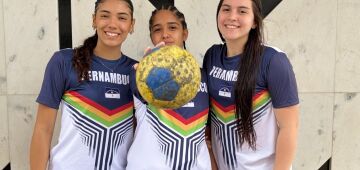 Trio deixa raízes para trás e ajuda handebol de Pernambuco a chegar na final dos Jogos da Juventude