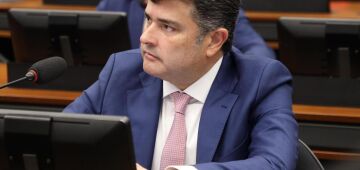 Câmara aprova redução da jornada para agentes de saúde e combate às endemias