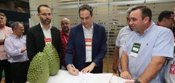 Banco do Nordeste assina contratos de mais de R$ 5 milhões na Agrinordeste 2025