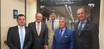 Setor da cana se reúne com Alckmin e pode receber apoio para mitigar tarifaço dos EUA