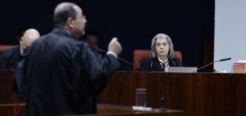Ministros do STF esperam voto "lapidar" de Cármen Lúcia como contraponto a Fux