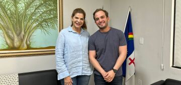 Deputada Socorro Pimentel garante 4 ambulâncias para Ouricuri