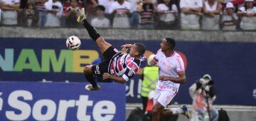 Santa Cruz não contará com Toty, suspenso, no jogo de volta contra o Maranhão 