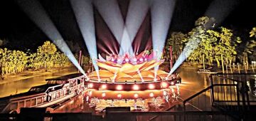 Mariah Carey faz "esquenta" da COP-30 em palco flutuante em rio no Pará; veja onde assistir