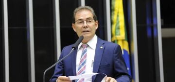 Relator do projeto sobre redução de penas e envolvidos no 8/1 se reúne com Motta