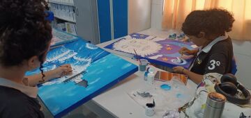 Projeto "Pintando na Biblioteca" celebra o aniversário de 90 anos de escola em Glória do Goitá