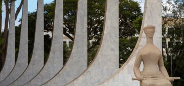 Moraes pede sessão virtual da Primeira Turma do STF para referendar prisão de Bolsonaro