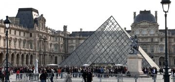 Louvre reabre "normalmente" após fim da greve