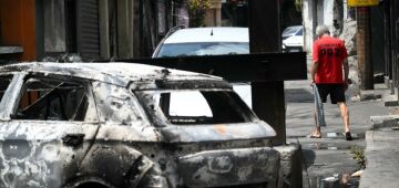 Roupas camufladas na mata: imagens da operação no Rio mostram como o CV usa tática de guerra