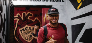 Sport: após ato de indisciplina, Léo Pereira volta a ficar à disposição