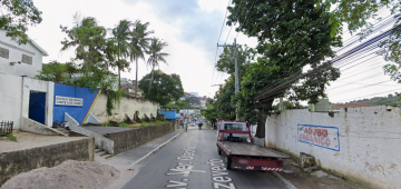 Recife: adolescente de 16 anos é morto a tiros ao descer de ônibus; mulher é atingida de raspão