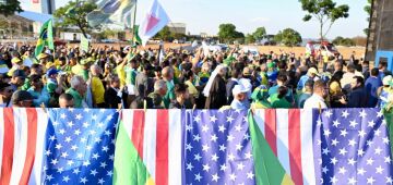 Bolsonaristas fazem ato por anistia na Esplanada dos Ministérios