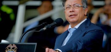 Presidente da Colômbia repudia "barbárie" em operação policial no Rio