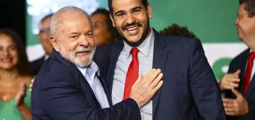 Lula diz ser amigo de Motta e Alcolumbre e ter confiança de que Messias será aprovado no Senado