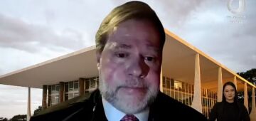 Toffoli chora em sessão do STF e diz que só ministros têm "dimensão da cadeira"