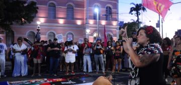 Movimento negro de Pernambuco realiza ato contra violência policial após operação no Rio de Janeiro