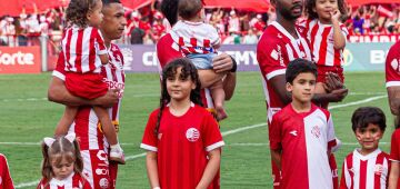 Alvirrubros citam como Chelsea e Flamengo influenciaram o Náutico na Série C