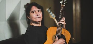 Cantor Lô Borges tem quadro estável após passar por traqueostomia