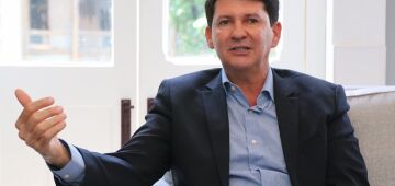 Aliado de Miguel, prefeito de Petrolina diz que Raquel tem poucas entregas