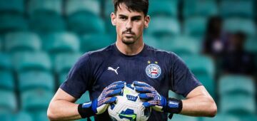 Santa Cruz acerta pré-contrato com goleiro Gabriel Souza, do Bahia 