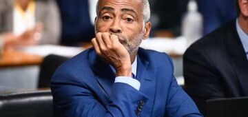 Lancha, mansão e três carros: bens de Romário vão a leilão para pagar R$ 10,8 milhões em dívida