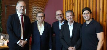 Gere faz homenagem a Fernando Dueire