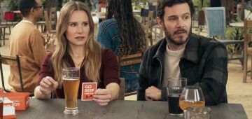 Kristen Bell sobre sucesso de "Ninguém Quer": "Querem ver o Seth Cohen e a Veronica Mars juntos"