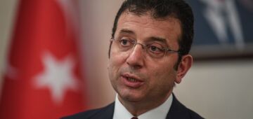 Prefeito da oposição de Istambul é processado por 142 acusações