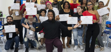 Bazar Pro Bem realiza mais uma edição com renda voltada para os projetos sociais do Amor Pet e Casa