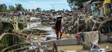 Filipinas soma mais de 140 mortes após passagem do tufão Kalmaegi