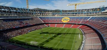 Camp Nou reabre as portas em treino para 23 mil torcedores e expectativa por retorno oficial