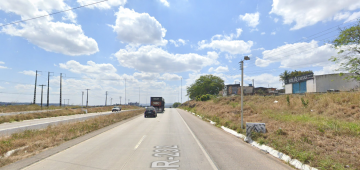 Bezerros: idosa morre após ser atropelada na BR-232; veículo envolvido não foi localizado