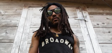 Lenny Kravitz revela que teve quatro dreadlocks arrancados por fã em show: "Loucura"