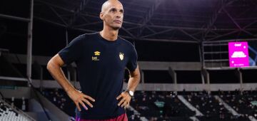 "Objetivo é honrar a camisa do clube", diz César Lucena sobre reta final do Sport na Série A