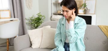 Novembro Laranja alerta para problemas auditivos que afetam milhões de brasileiros