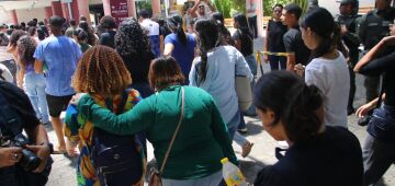 Segundo dia de provas do Enem mobiliza estudantes; na Unicap, alguns ficaram de fora