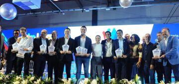 Cerimônia do Idepe premia escolas, municípios e GREs de educação 