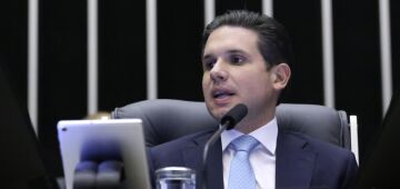 Motta diz que crise entre STF e Senado após decisão de Gilmar sobre impeachment causa 'fragilidade'