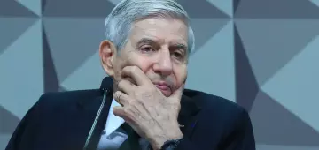 Polícia Federal pede mais tempo para entregar perícia médica de Heleno