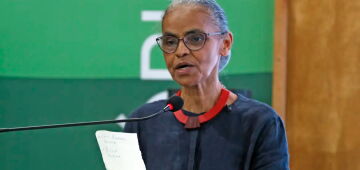 Marina Silva tem alta hospitalar após sentir dor súbita ao mover plantas em casa