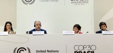 Meta de adaptação climática gera impasse em negociações da COP30