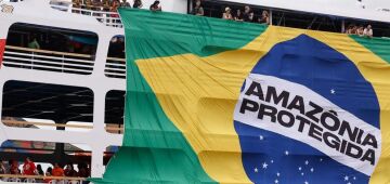 Por justiça climática e social, barqueata reúne movimentos em Belém