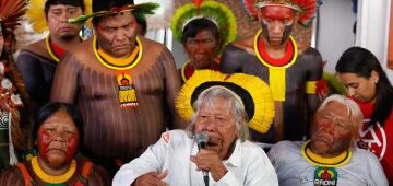 Cacique Raoni critica exploração de petróleo na Amazônia durante COP30