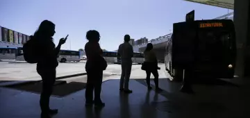 Nove em cada 10 mulheres já sofreram violência ao se deslocar à noite