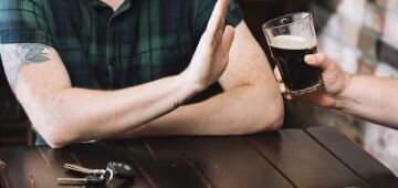 Levantamento mostra que 64% dos brasileiros não consumiram álcool em 2025