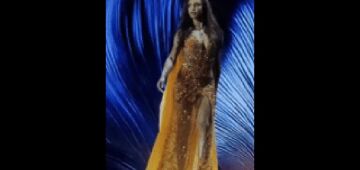 Modelo da Jamaica sofre queda grave durante desfile no Miss Universo e é retirada em maca