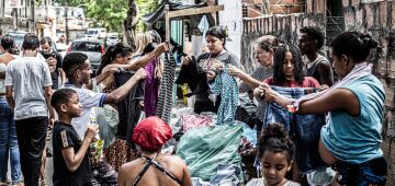 Famílias da comunidade Icauã pedem doações após incêndio no sábado (29); veja como ajudar