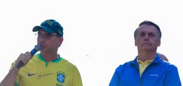 Datafolha: 8% acham que Bolsonaro deveria apoiar Flávio, 22%, Michelle, e 20%, Tarcísio